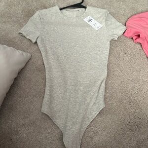 abercrombie and fitch grey body suit